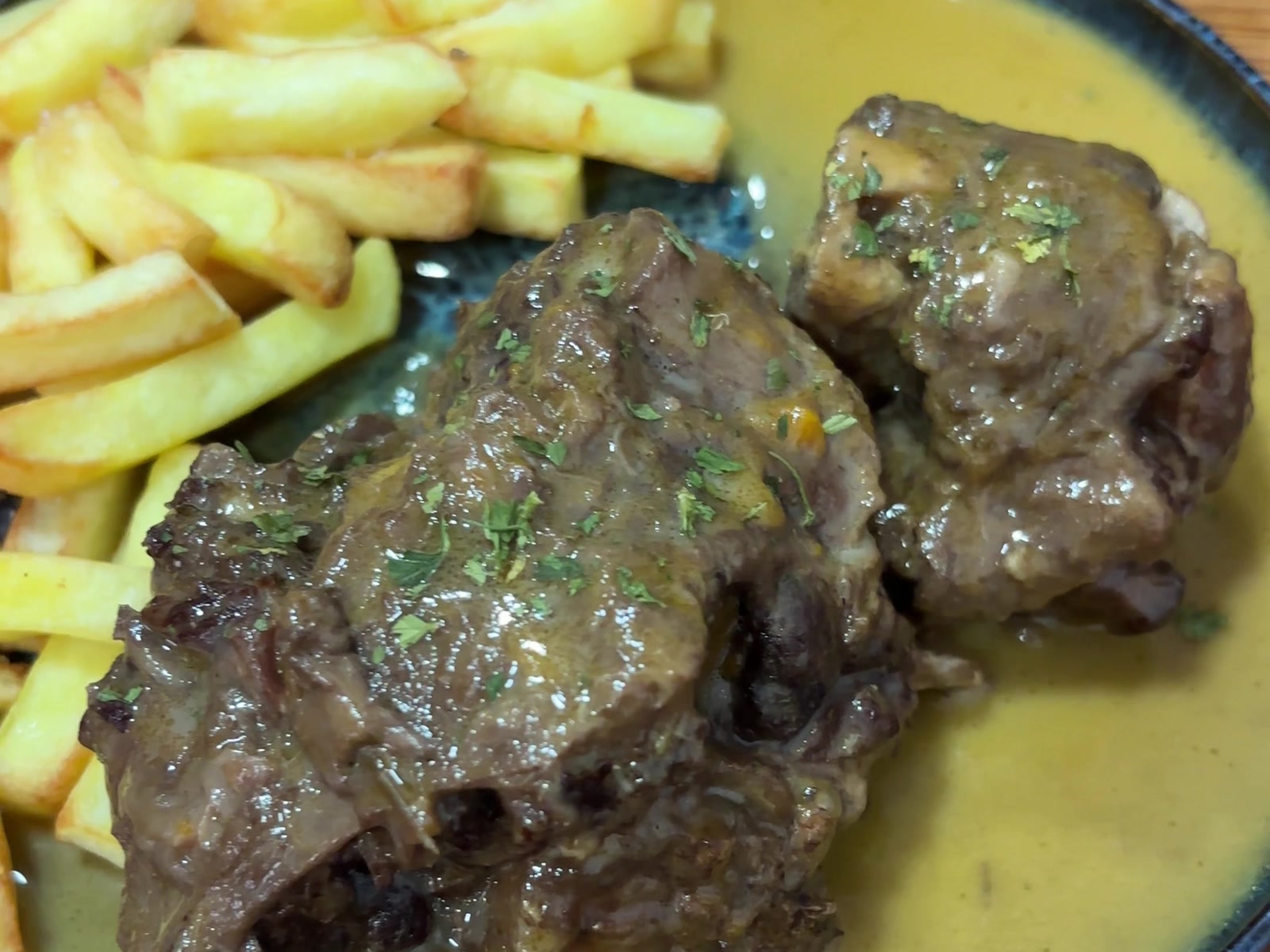 Rabo de toro andaluz (España en un plato, EP01)